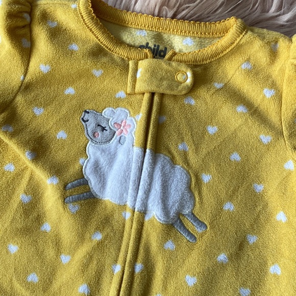 Fleece Sheep Sleeper - Picture 2 of 4